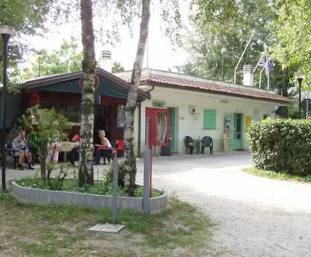 Lago Cala Verde キャンプ場 バヴェーノ